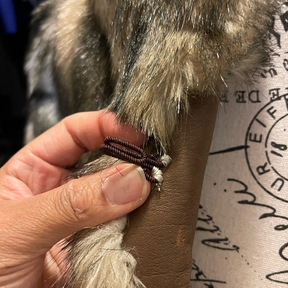 FAUX FUR COAT-Country Pacer. Imported from France - Picture 8 of 9